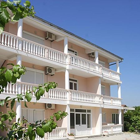 Di Vincenzo Inn Ulcinj Exteriör bild