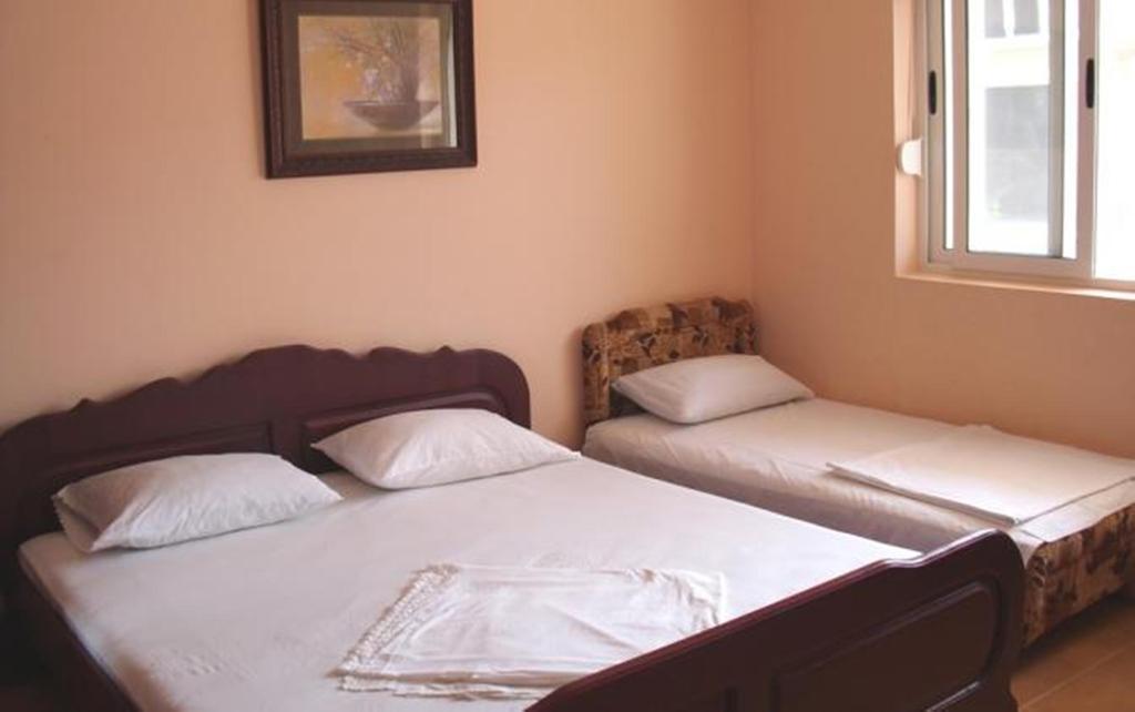 Di Vincenzo Inn Ulcinj Rum bild